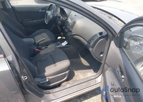 2009 Hyundai Elantra Touring из США, поврежденный, VIN KMHDC86E49U040755